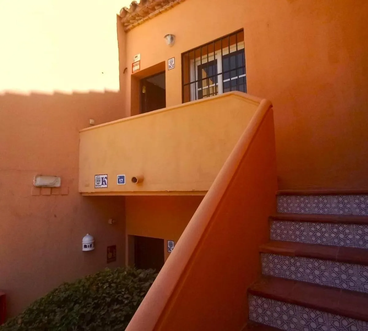 Evans Realty Ak Urb Oasis & Golf & Terraza & Piscina Málaga 0*,